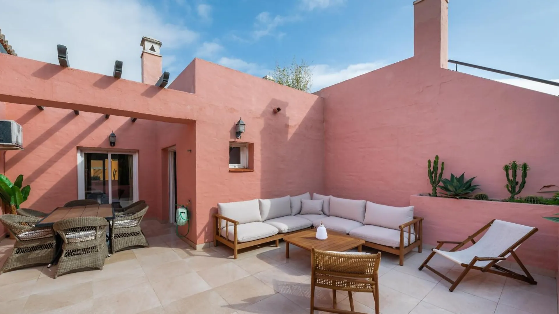 Apartment Fantastico Atico Duplex En Primera Linea De Golf Marbella