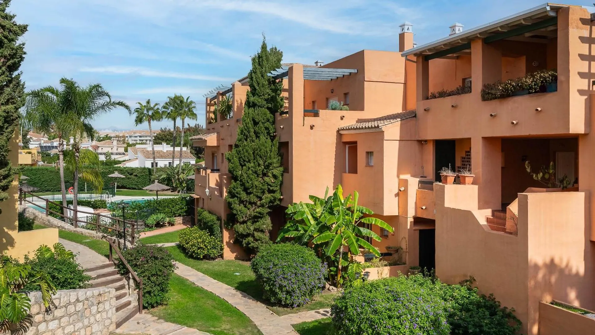 Fantastico Atico Duplex En Primera Linea De Golf Marbella Apartment